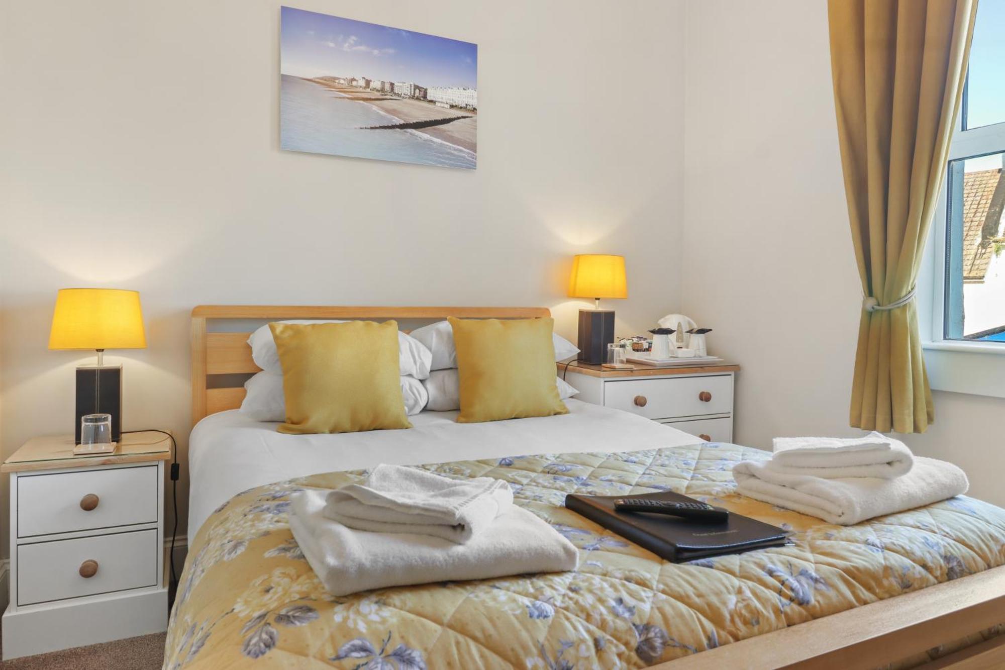 Beach Front Guest House WTA-toernooi van WTA-toernooi van Eastbourne Buitenkant foto